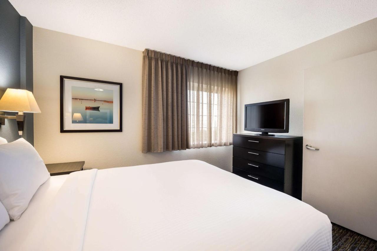 Sonesta Simply Suites Denver West Federal Center Lakewood Buitenkant foto